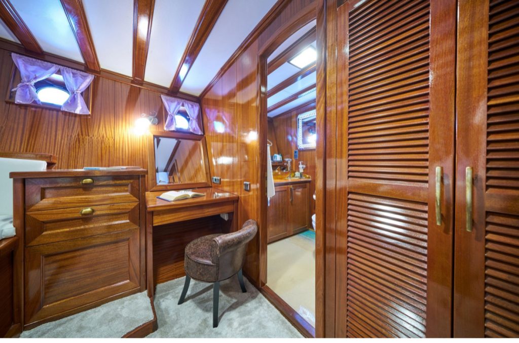 Yacht interior image