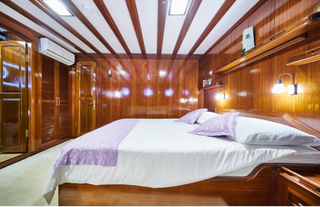 Yacht interior image