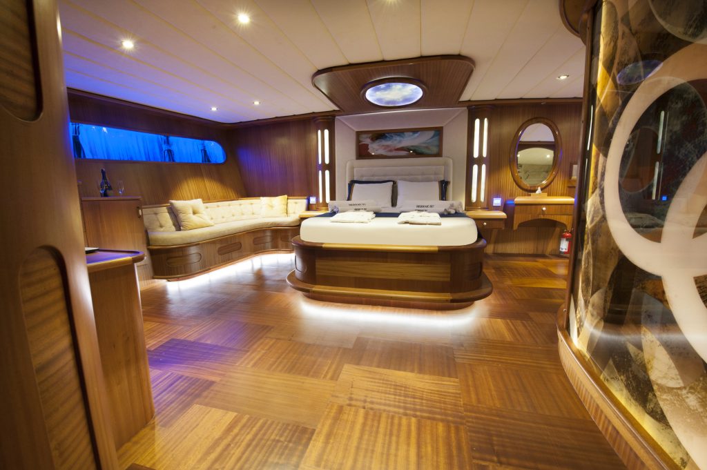 Yacht interior image