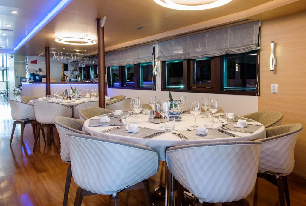Yacht interior image