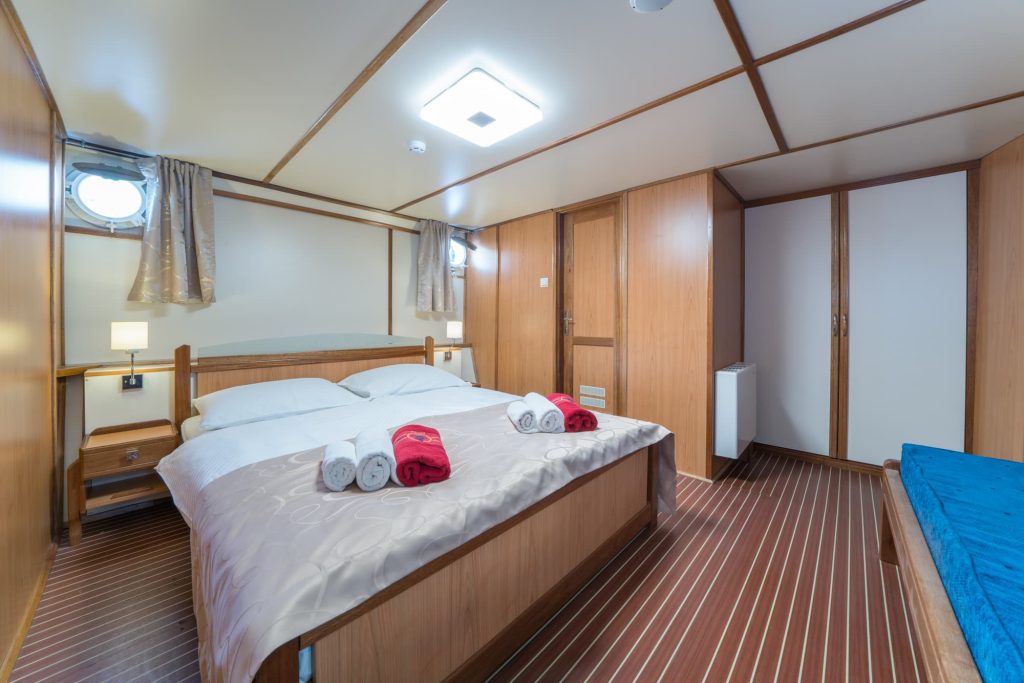 Yacht interior image