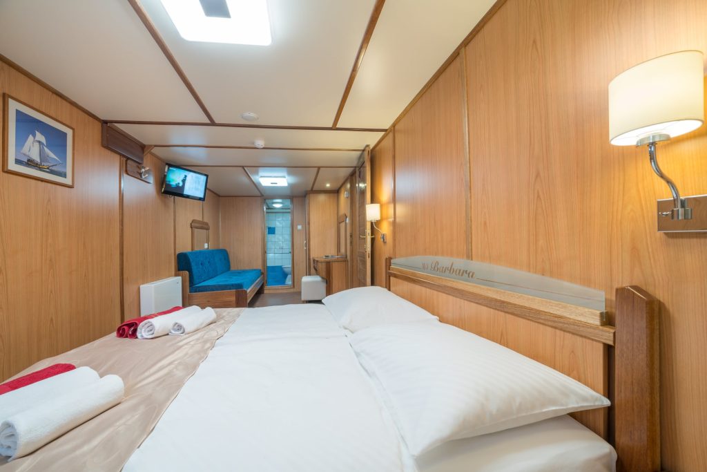 Yacht interior image