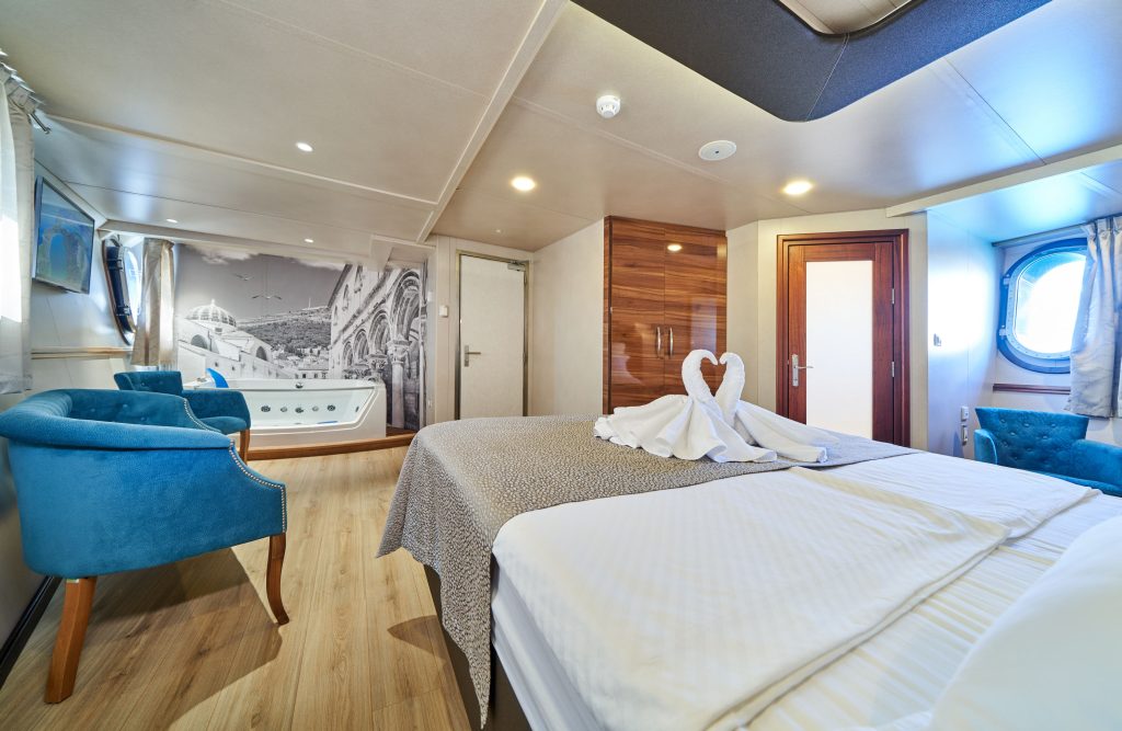 Yacht interior image