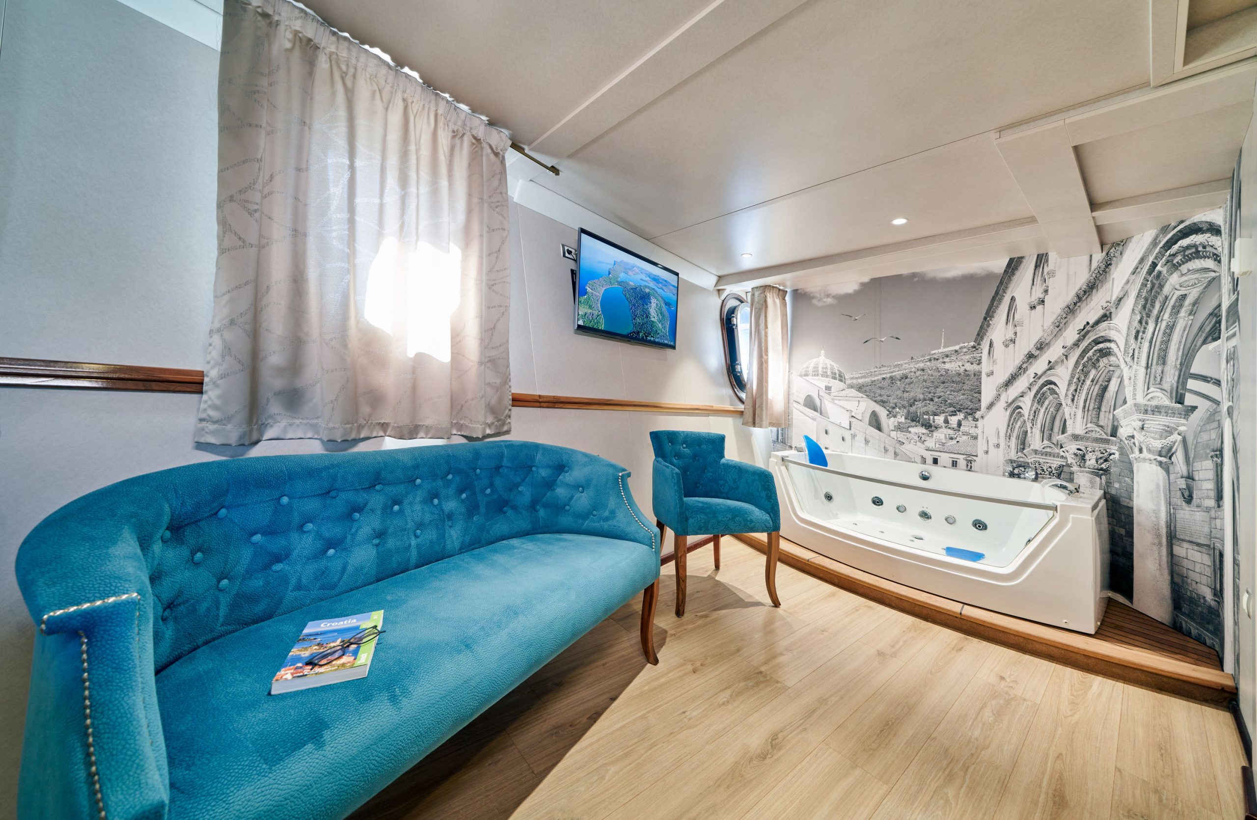 Yacht interior image