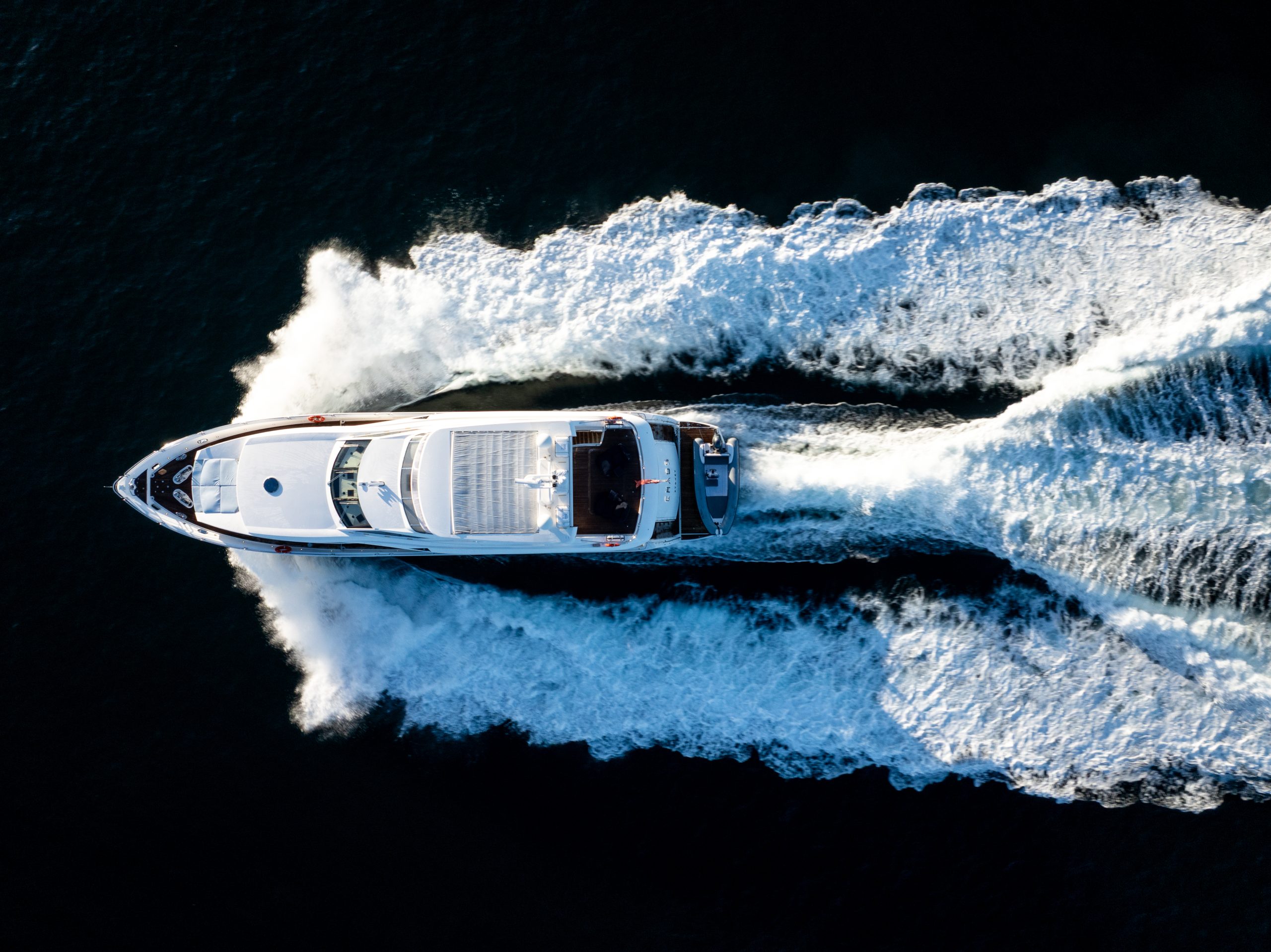 Yacht exterior image