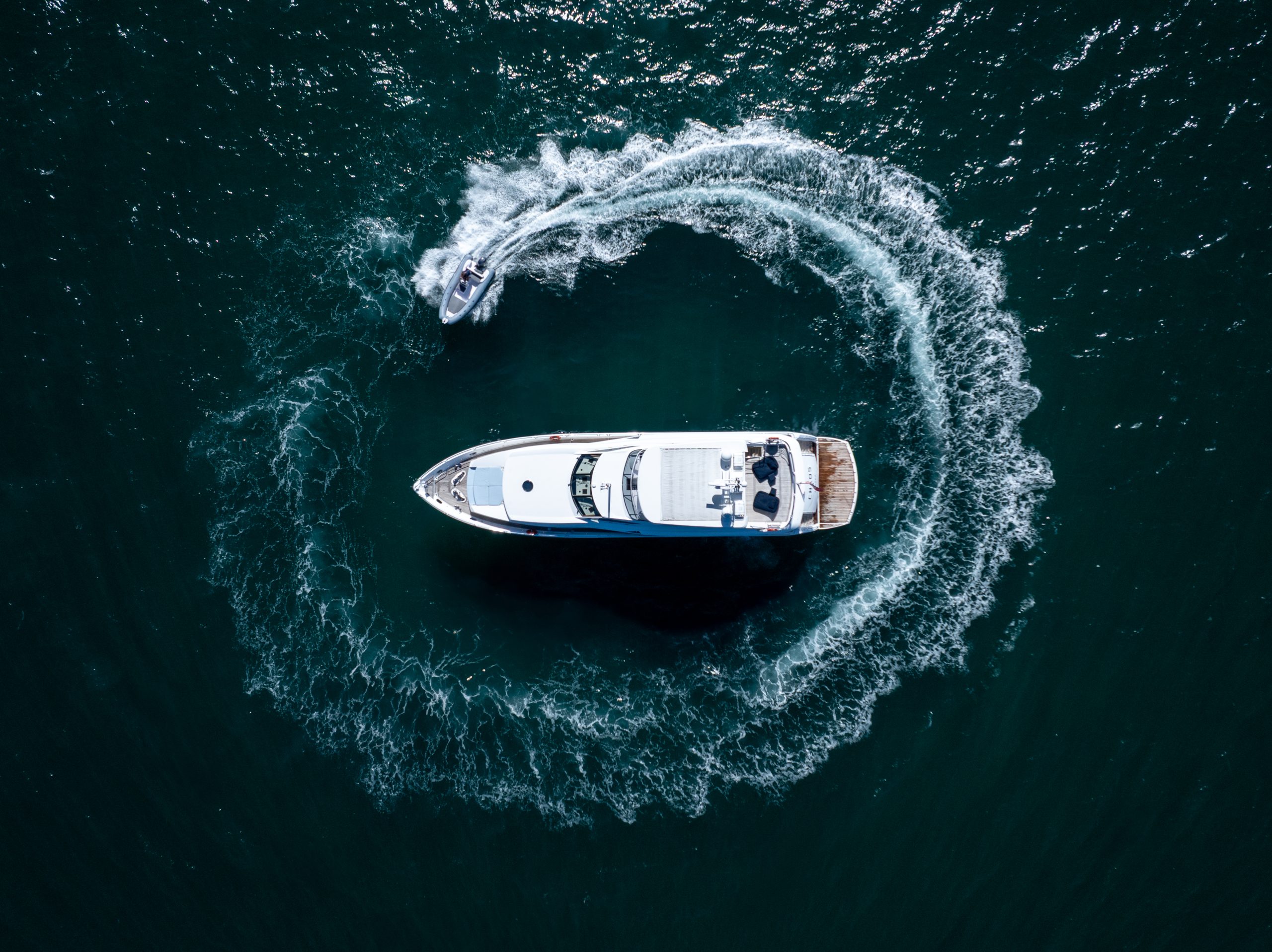 Yacht exterior image