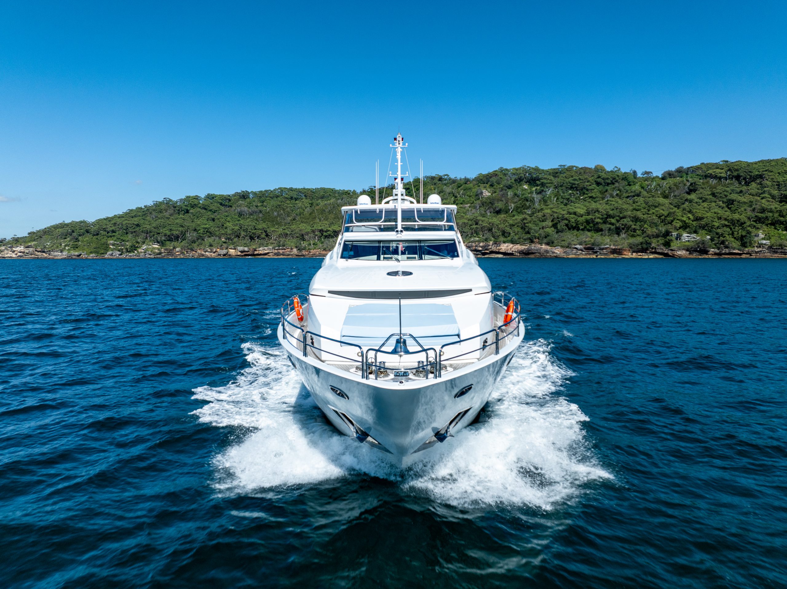 Yacht exterior image