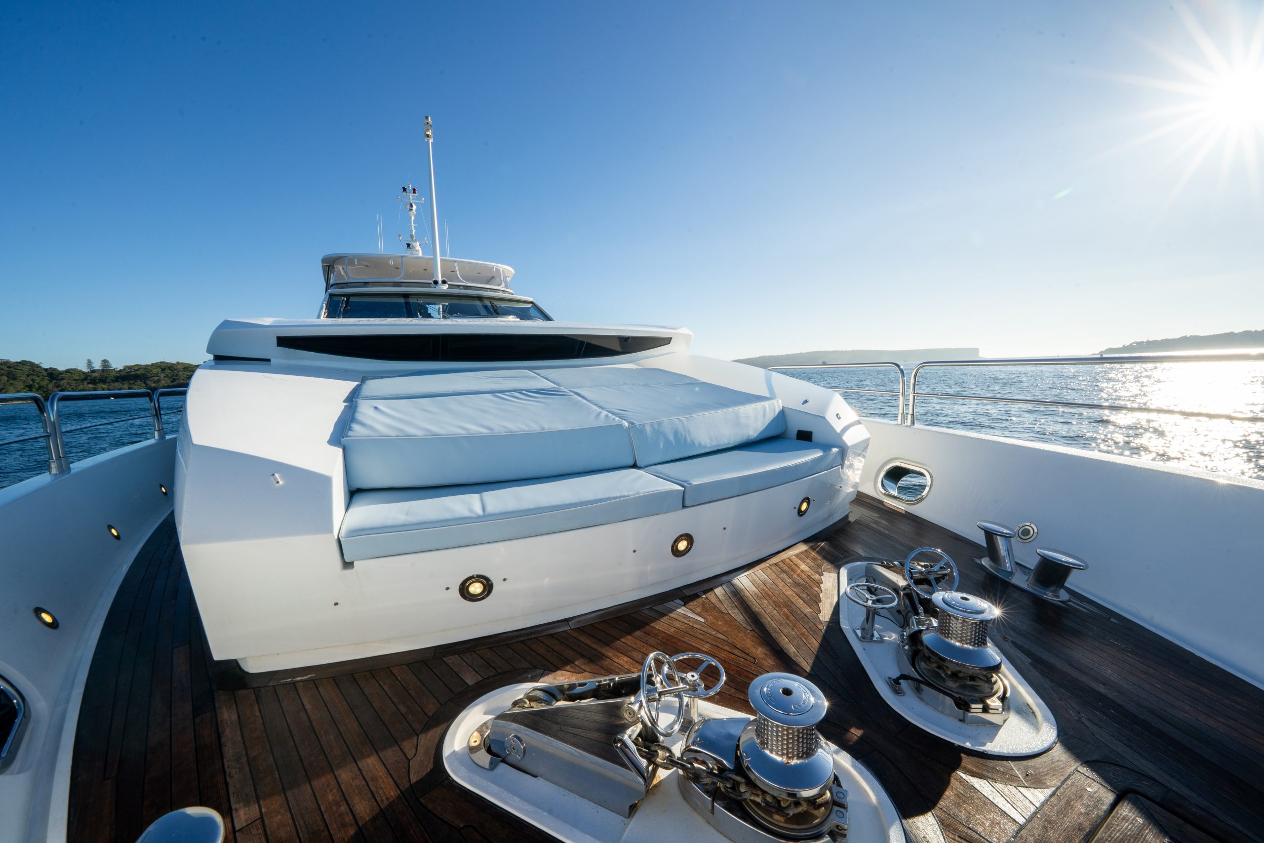 Yacht exterior image