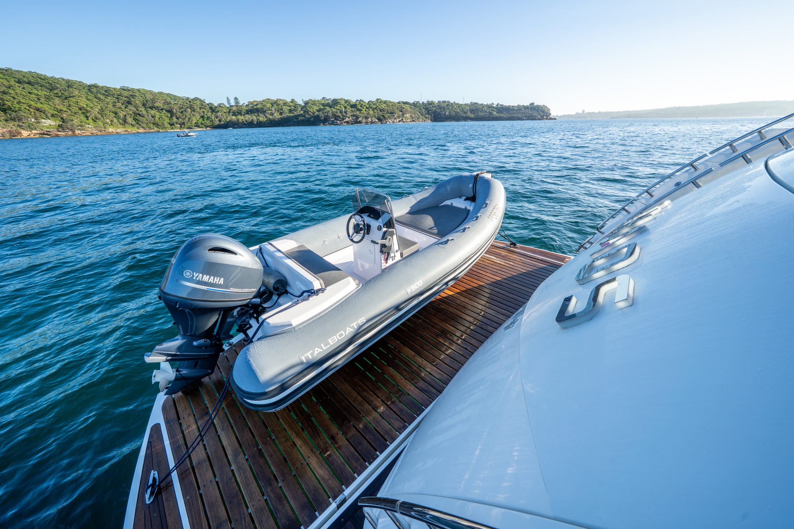 Yacht exterior image