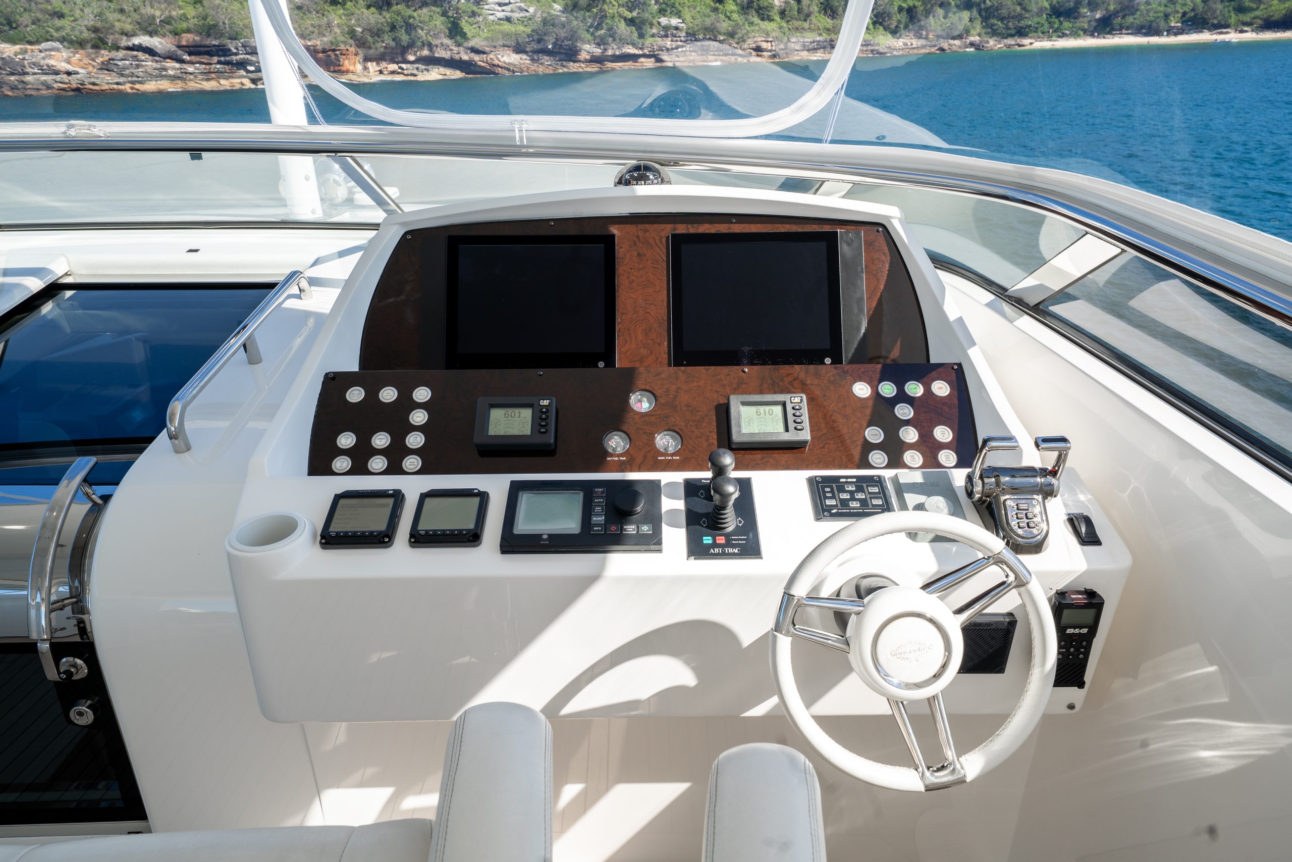 Yacht exterior image