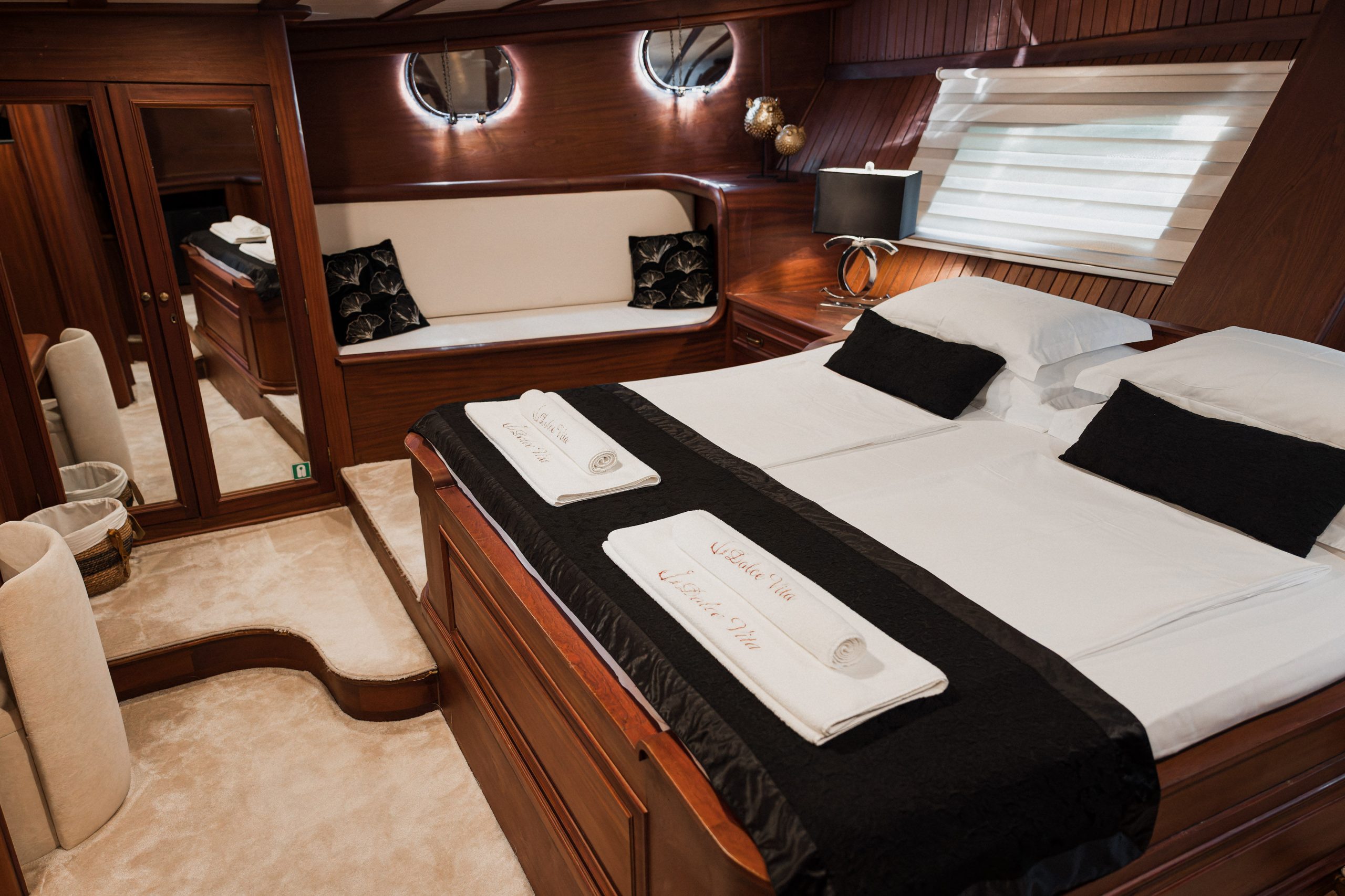 Yacht interior image