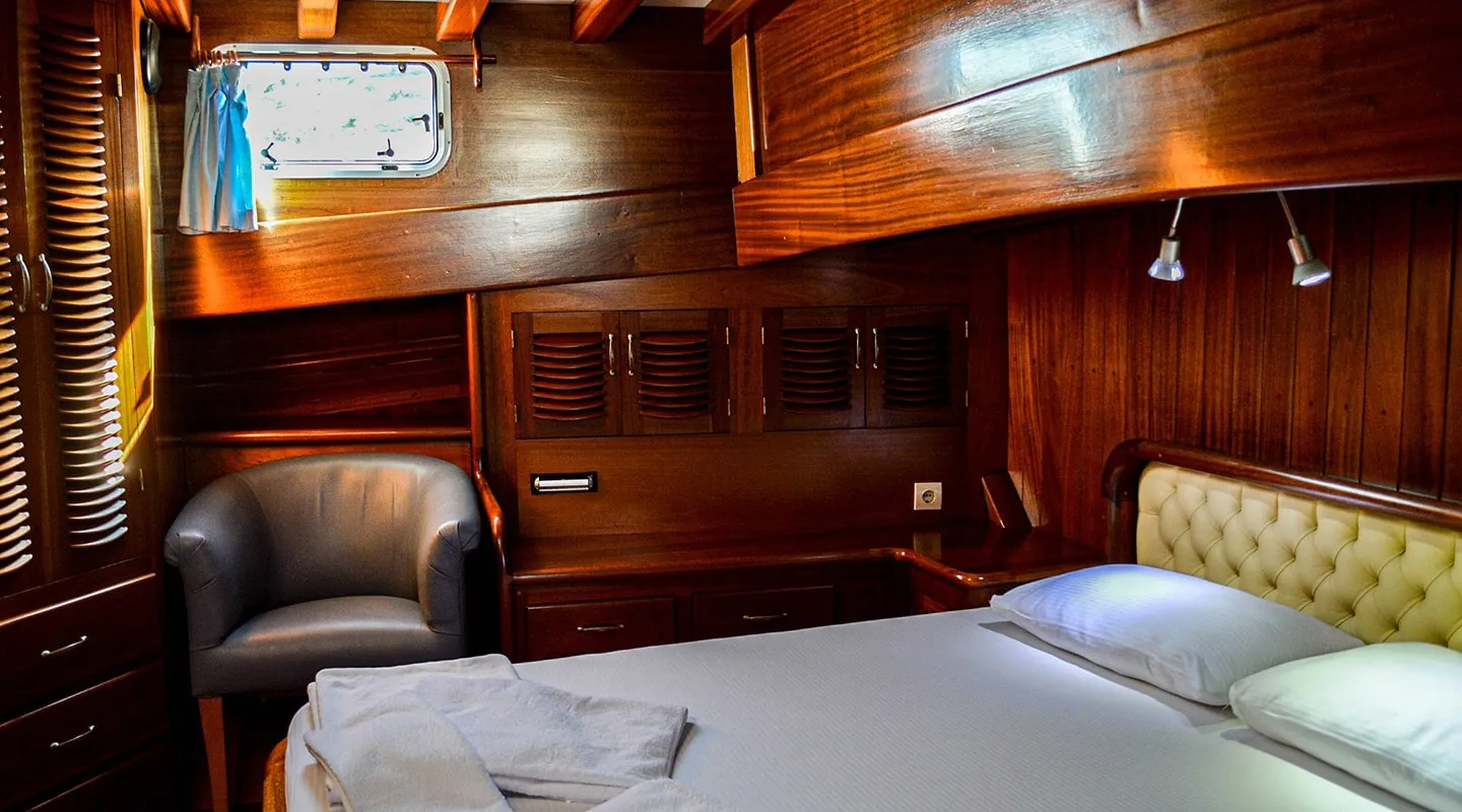 Yacht interior image