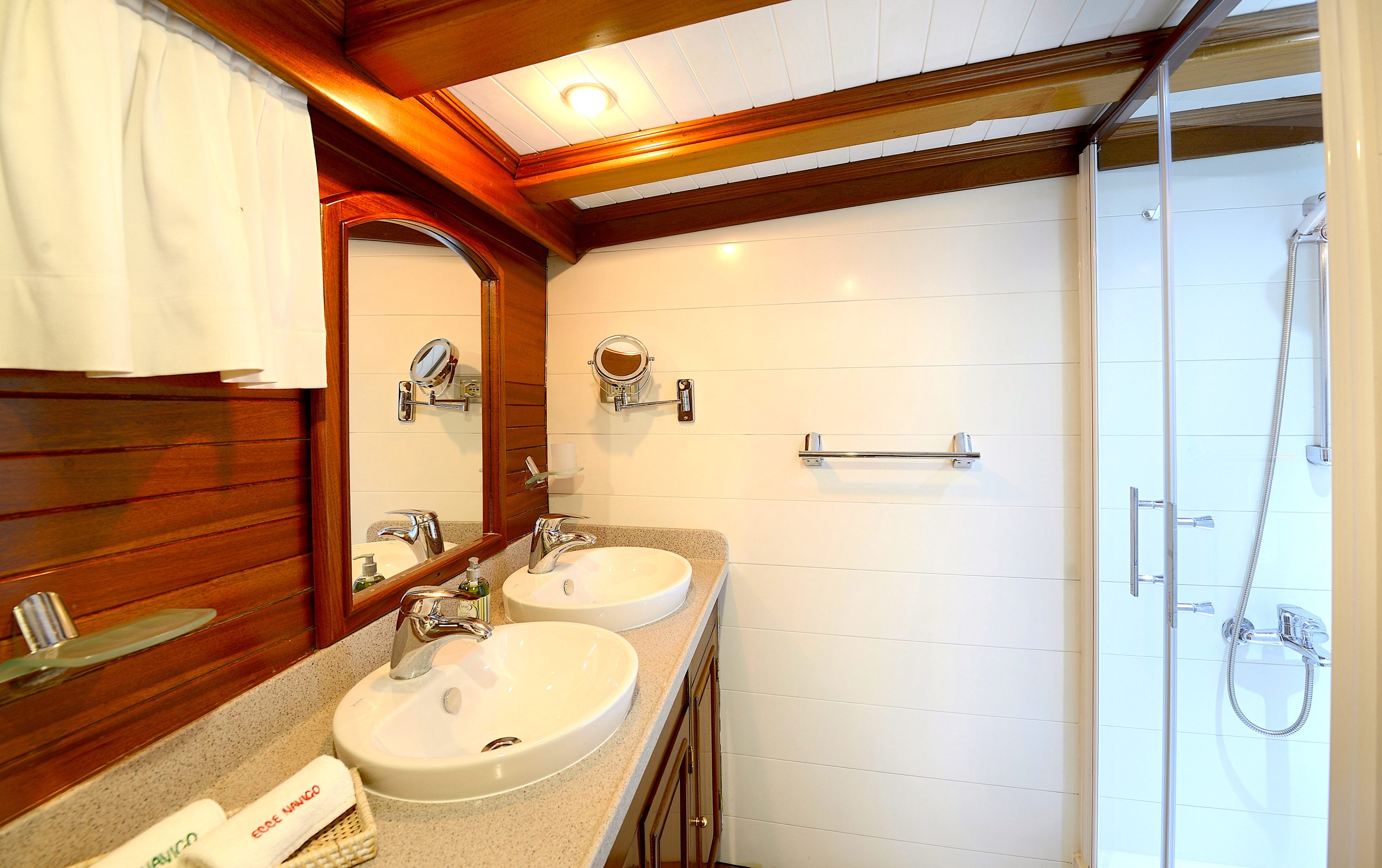 Yacht interior image