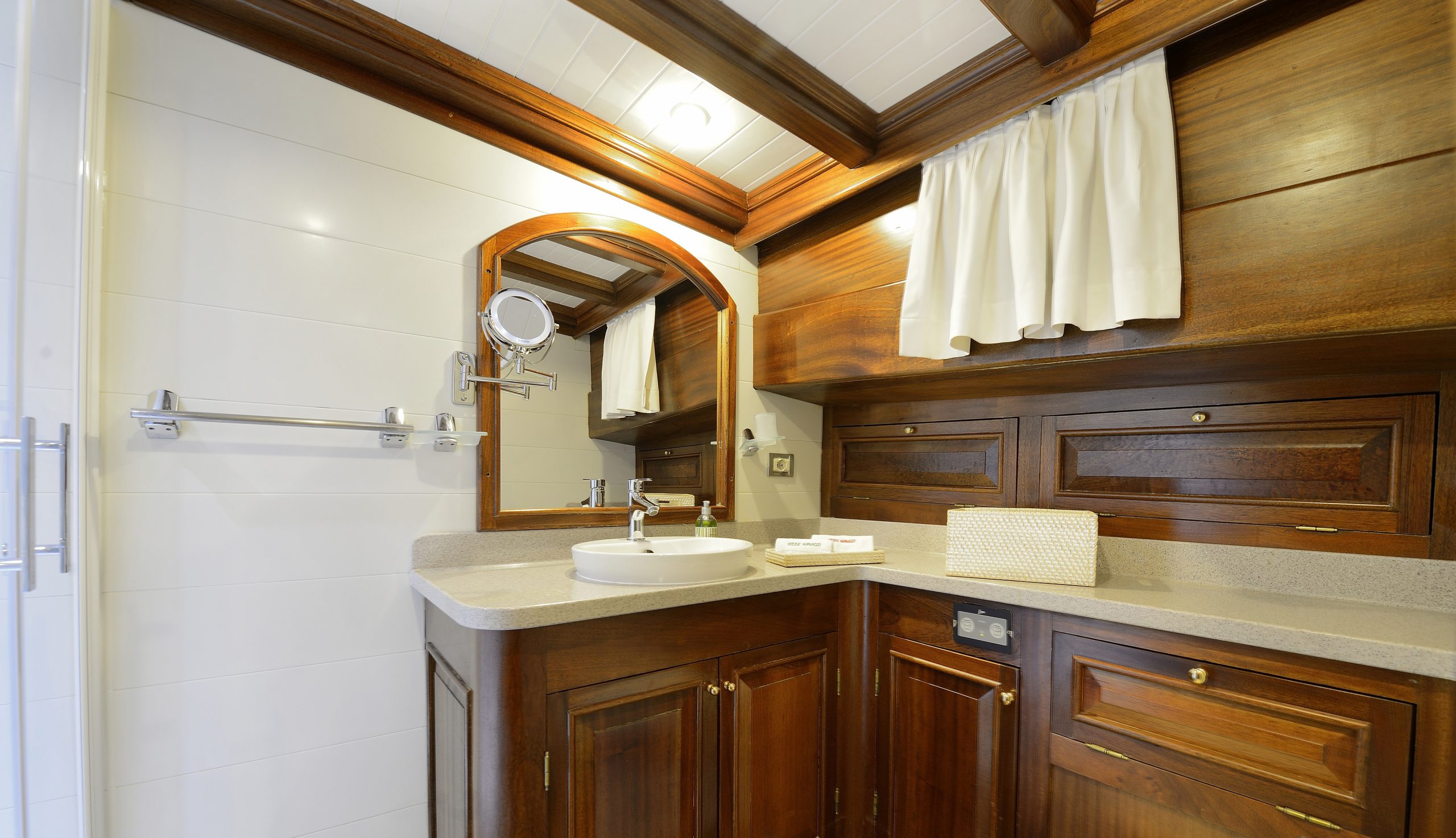 Yacht interior image