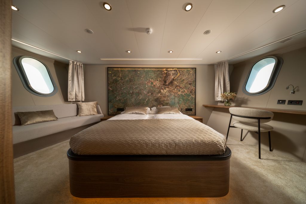 Yacht interior image