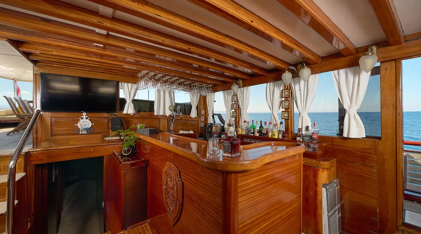 Yacht interior image