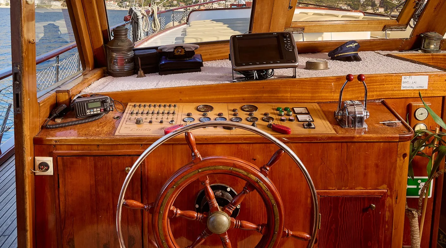 Yacht interior image