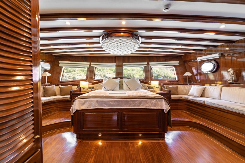 Yacht interior image
