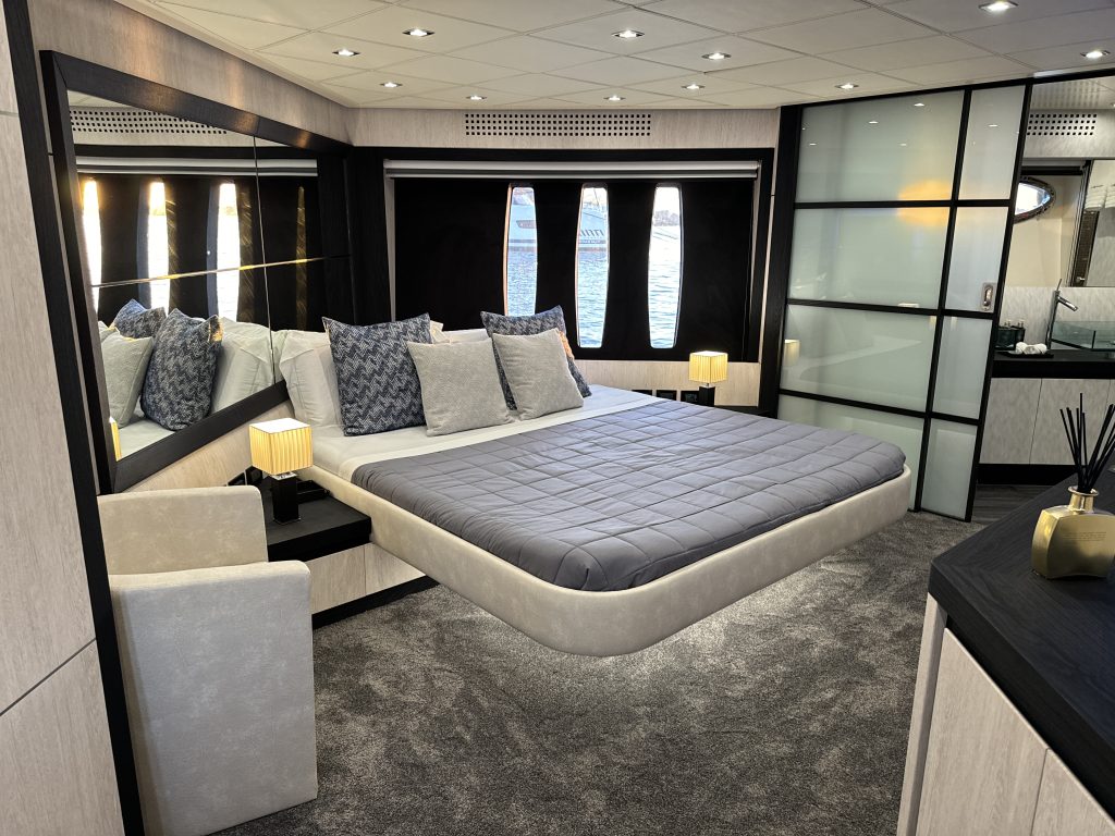 Yacht interior image