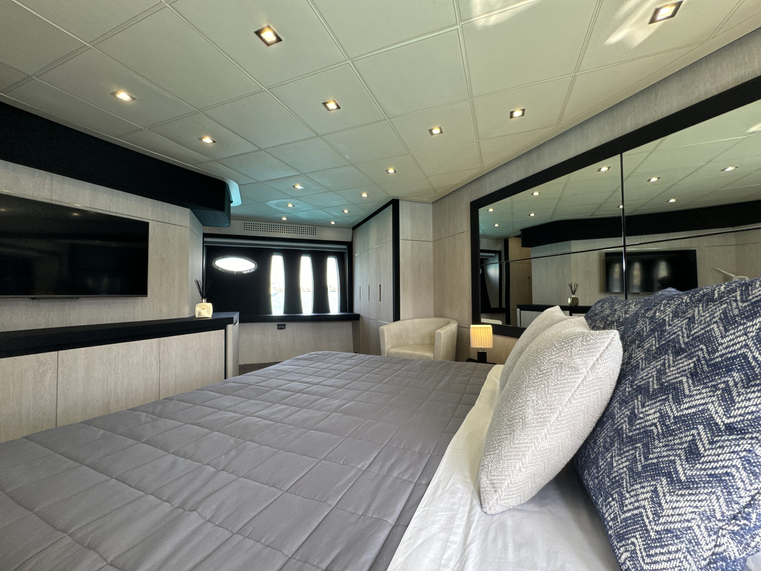 Yacht interior image