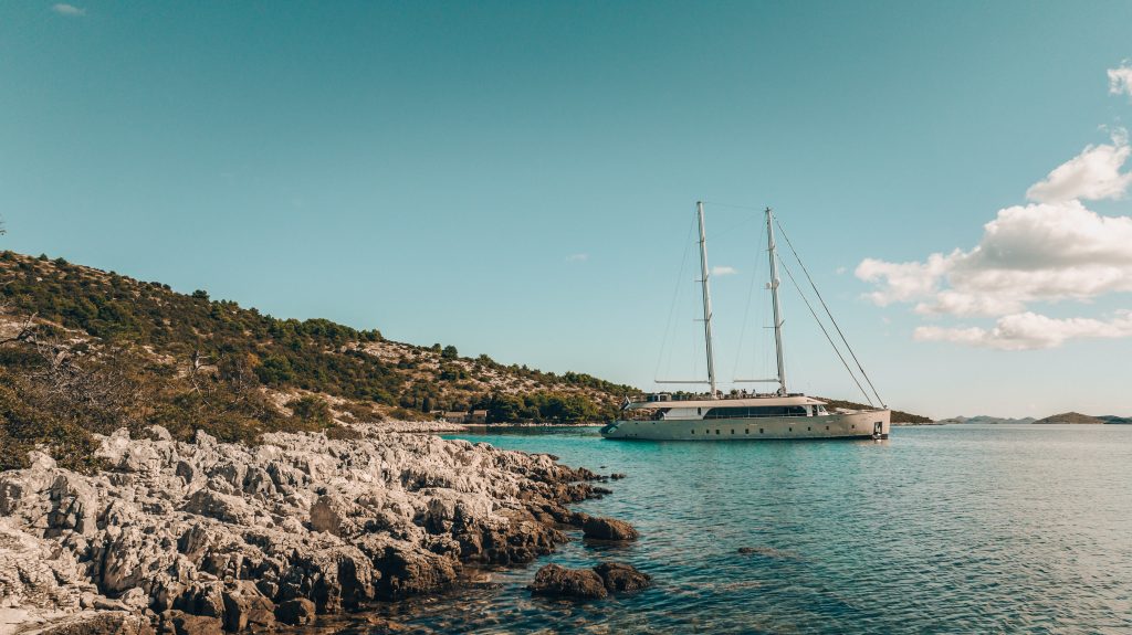Yacht exterior image