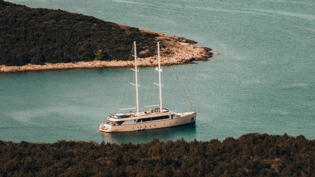 Yacht exterior image