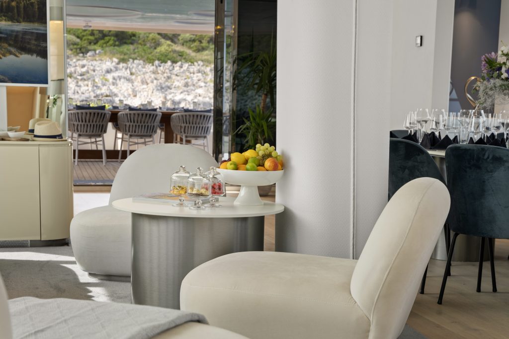 Yacht interior image