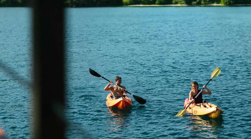 Yacht exterior image