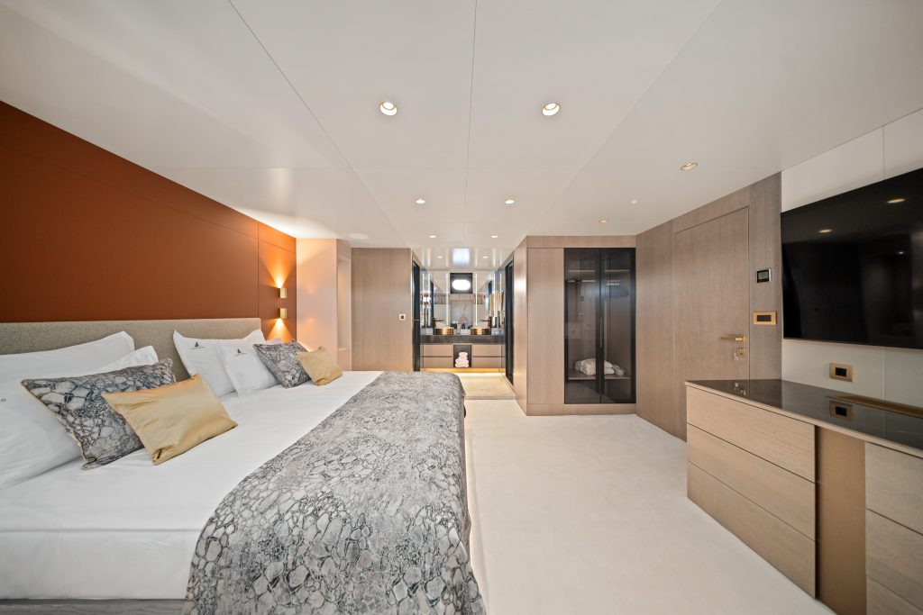 Yacht interior image