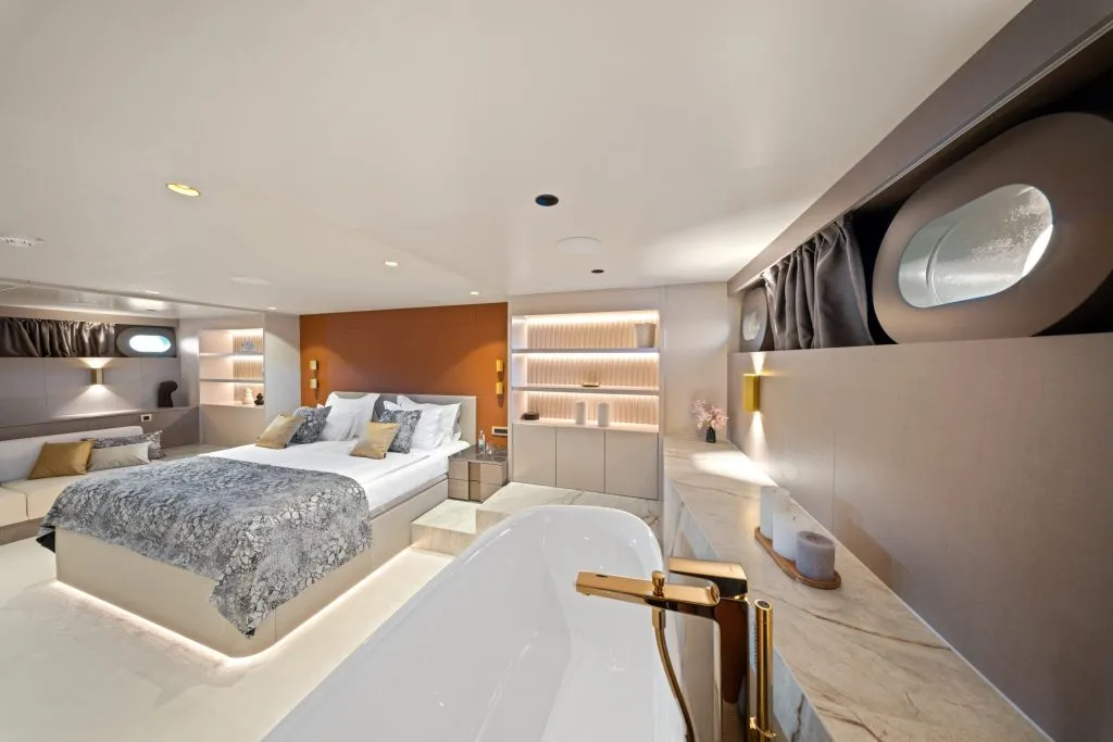 Yacht interior image