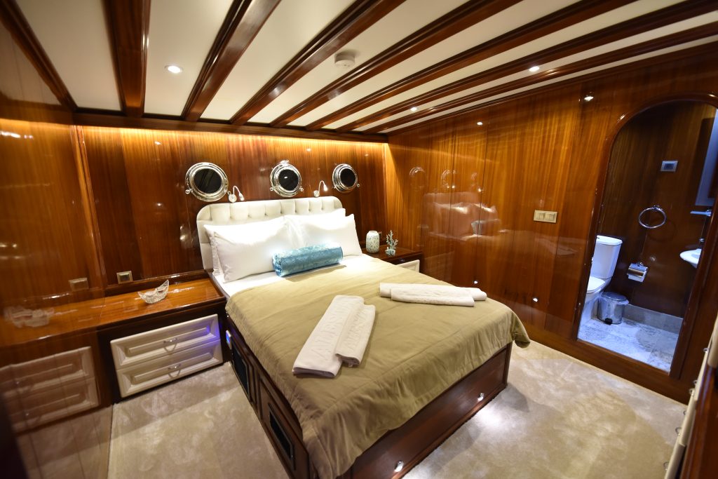 Yacht interior image