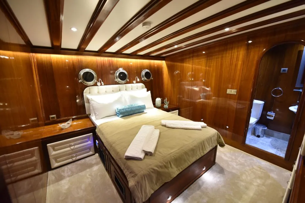 Yacht interior image