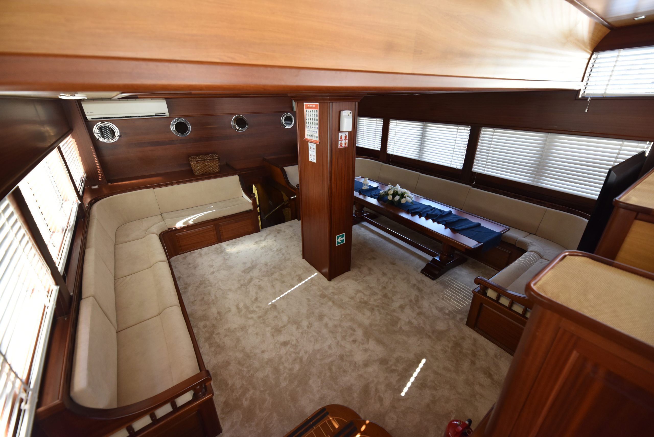Yacht interior image