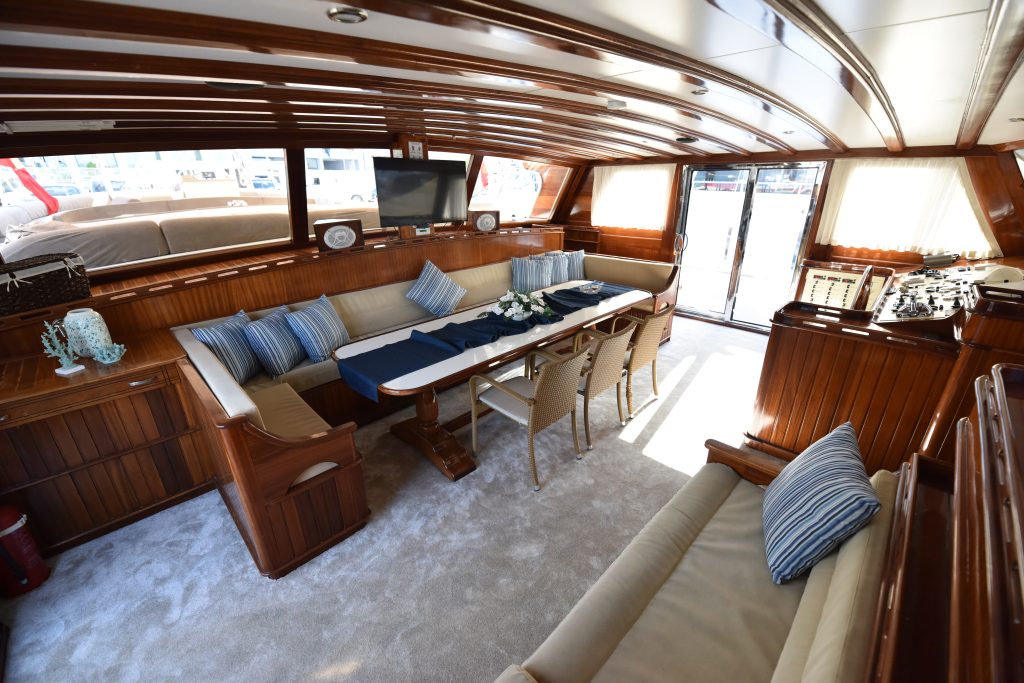 Yacht interior image