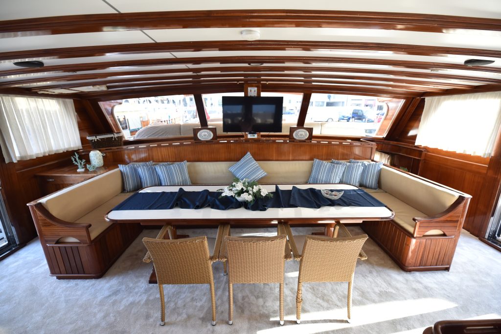 Yacht interior image