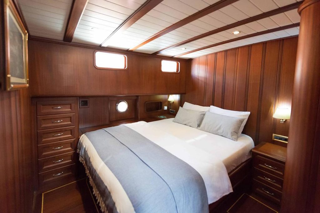 Yacht interior image