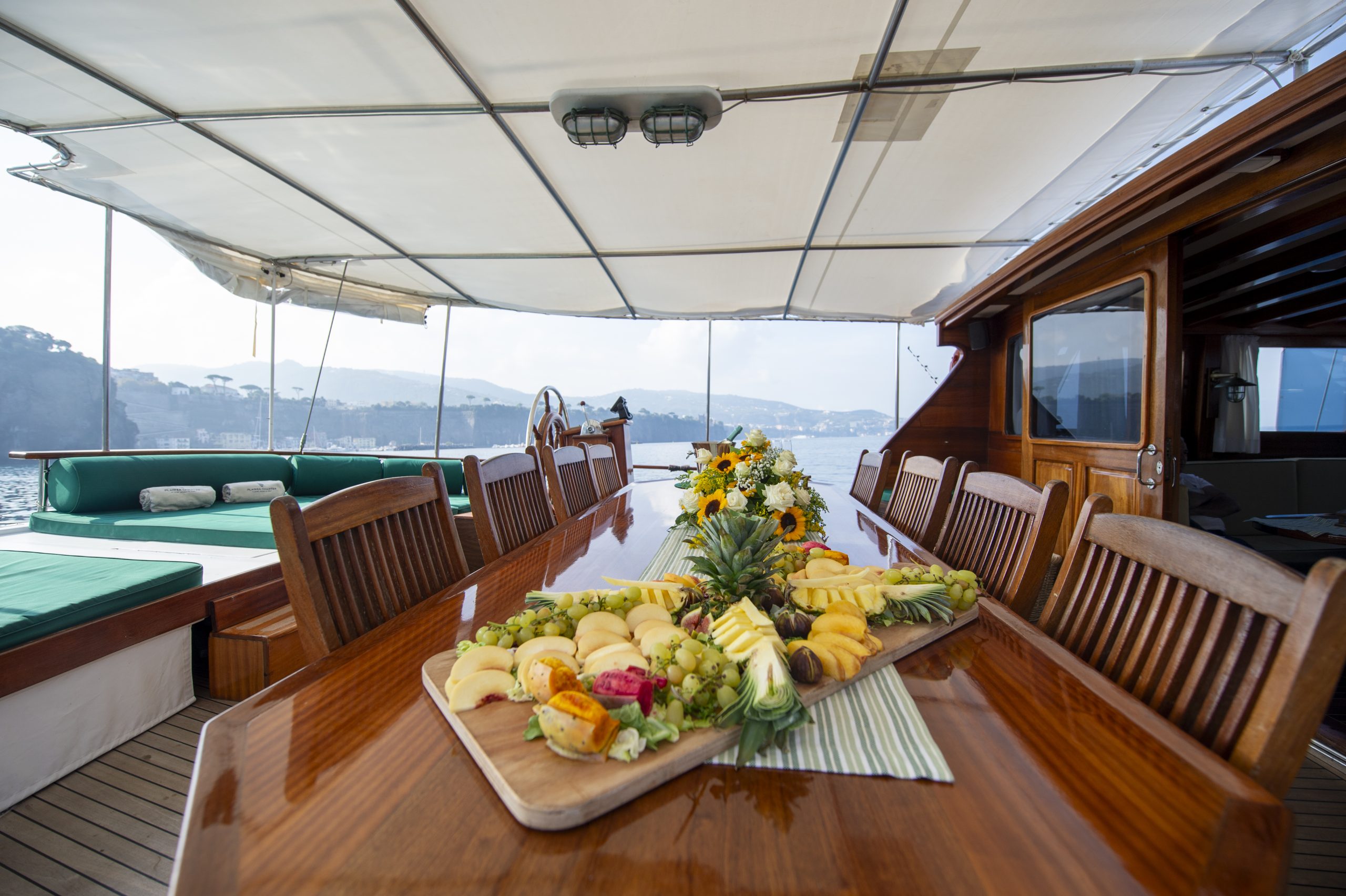 Yacht exterior image