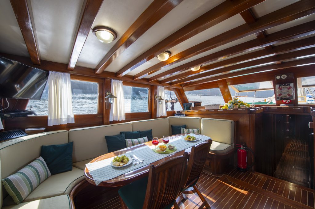 Yacht interior image