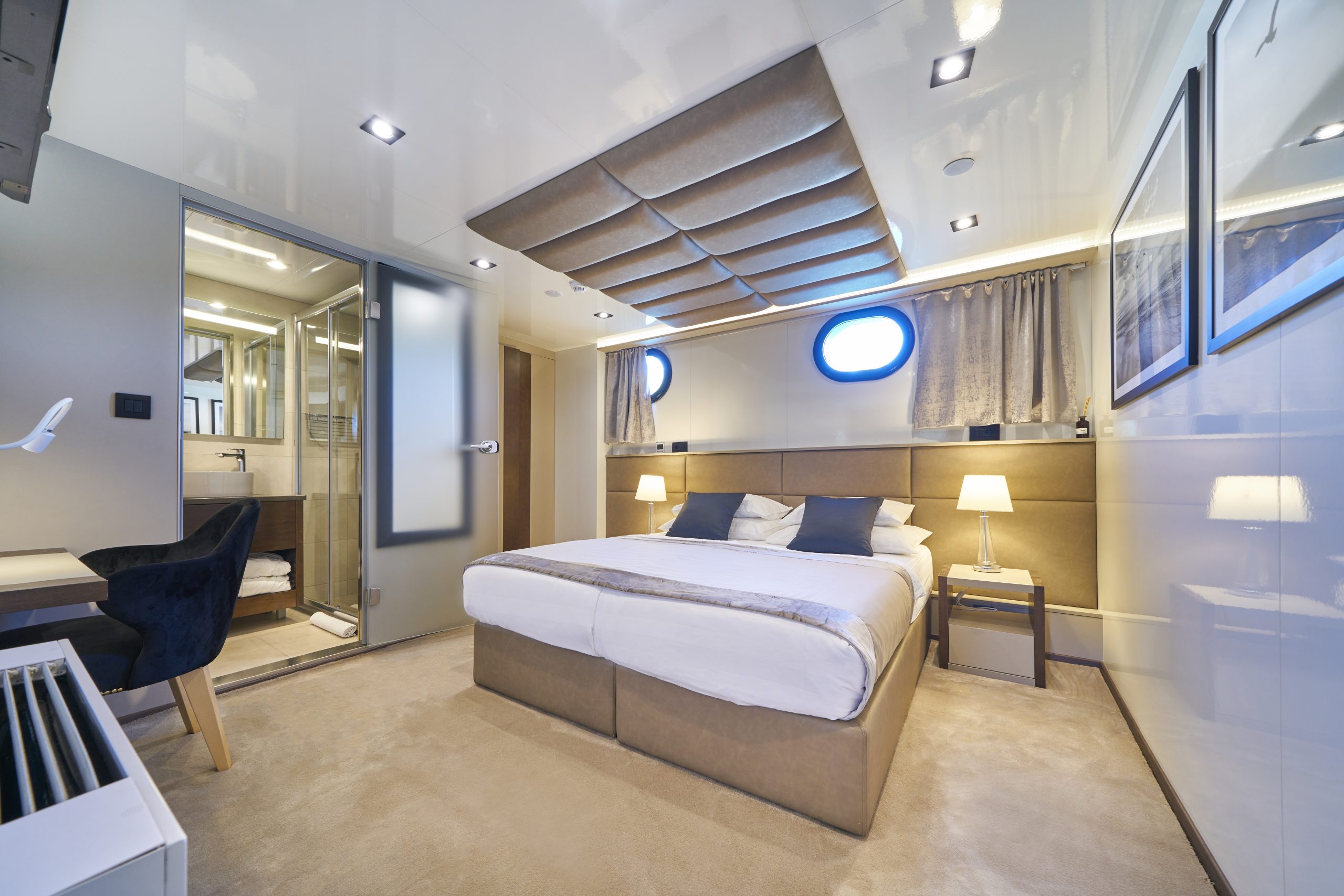 Yacht interior image
