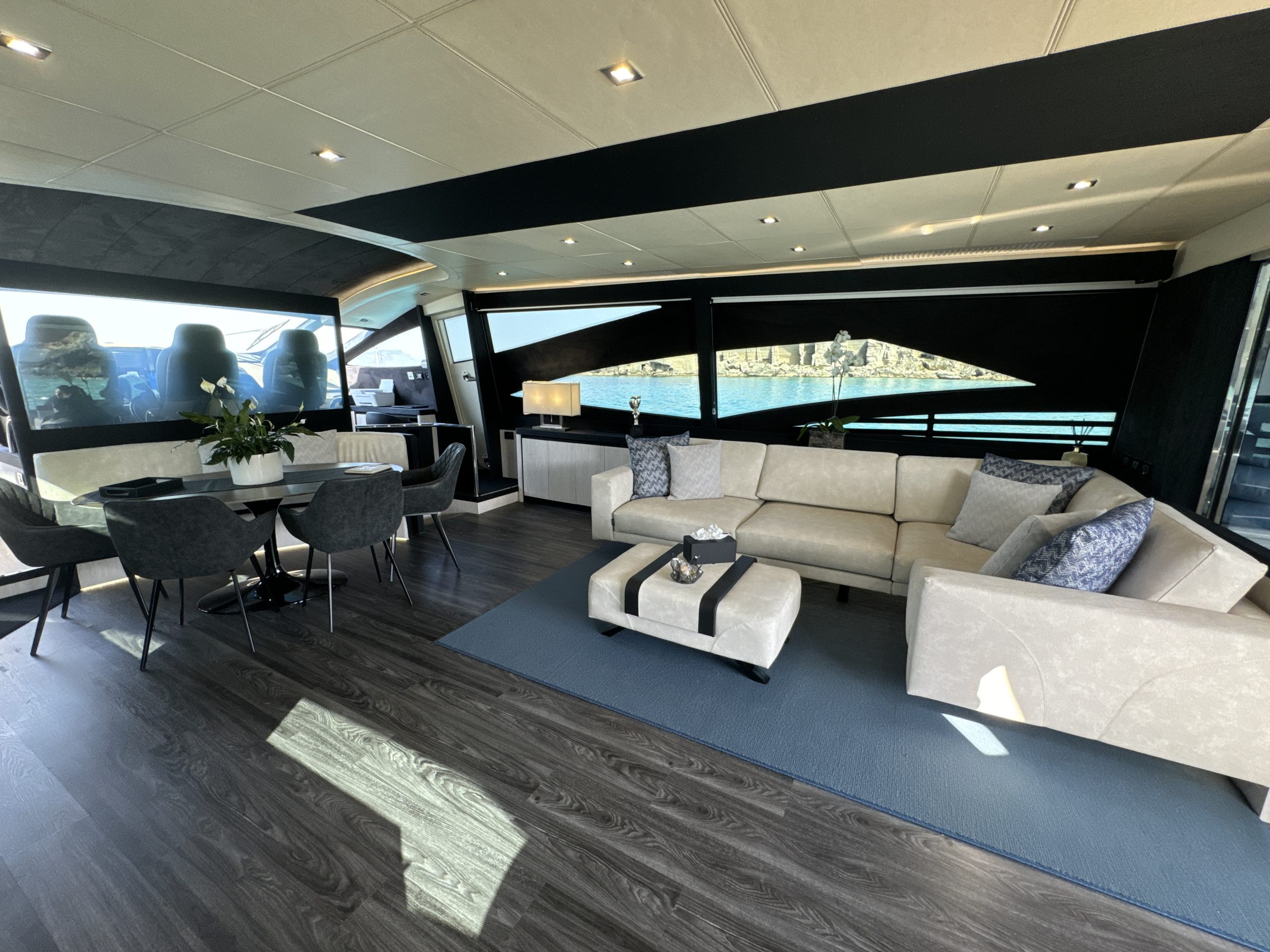 Yacht interior image