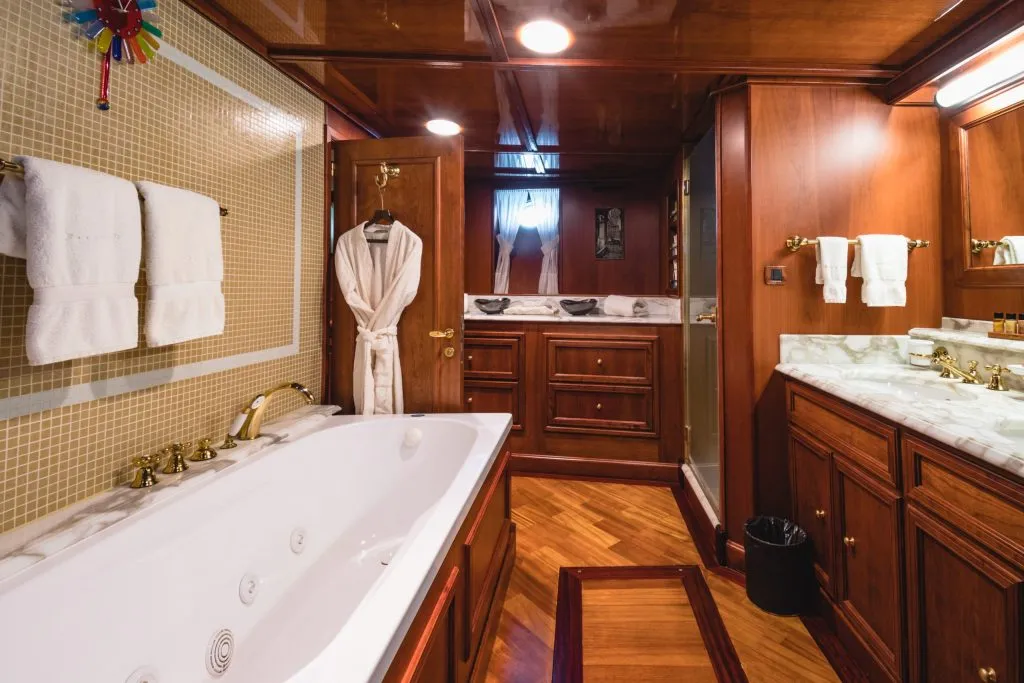 Yacht interior image