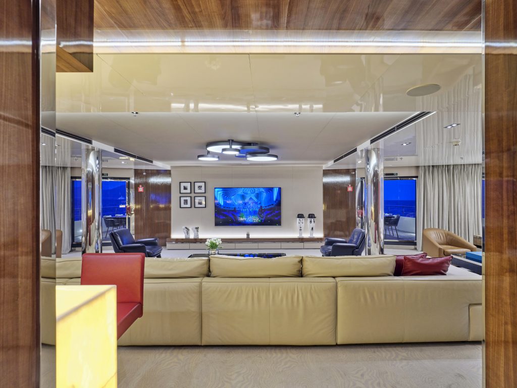 Yacht interior image