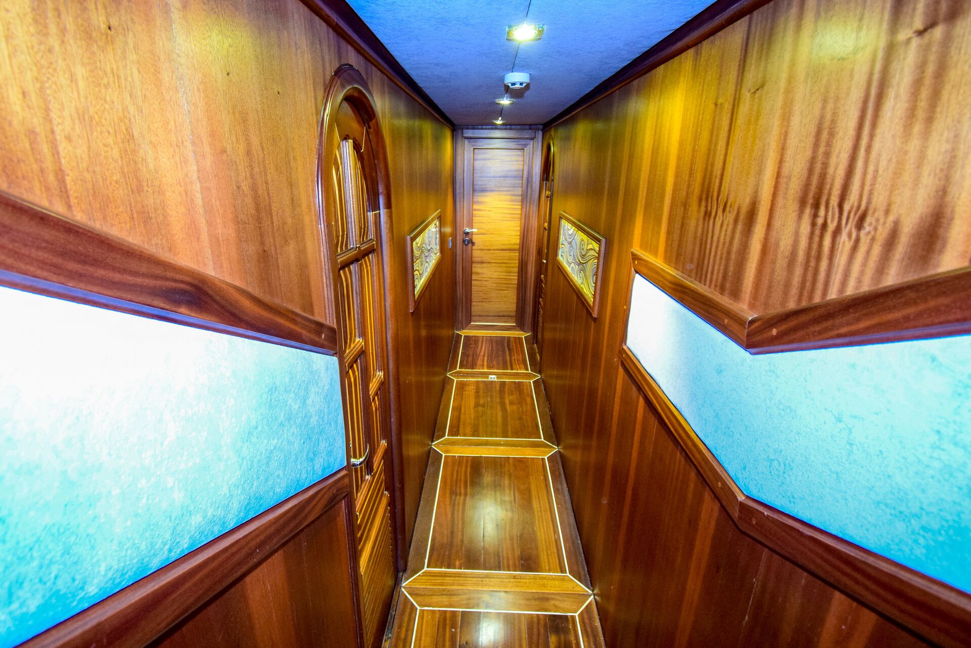 Yacht interior image
