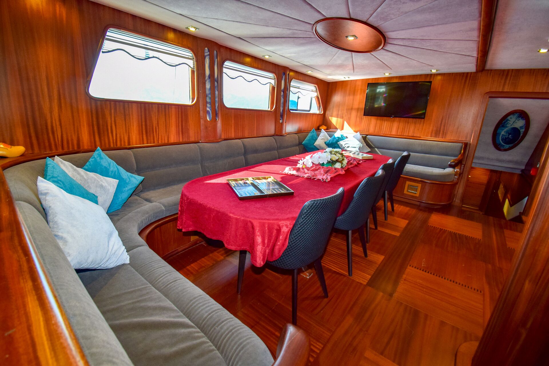 Yacht interior image