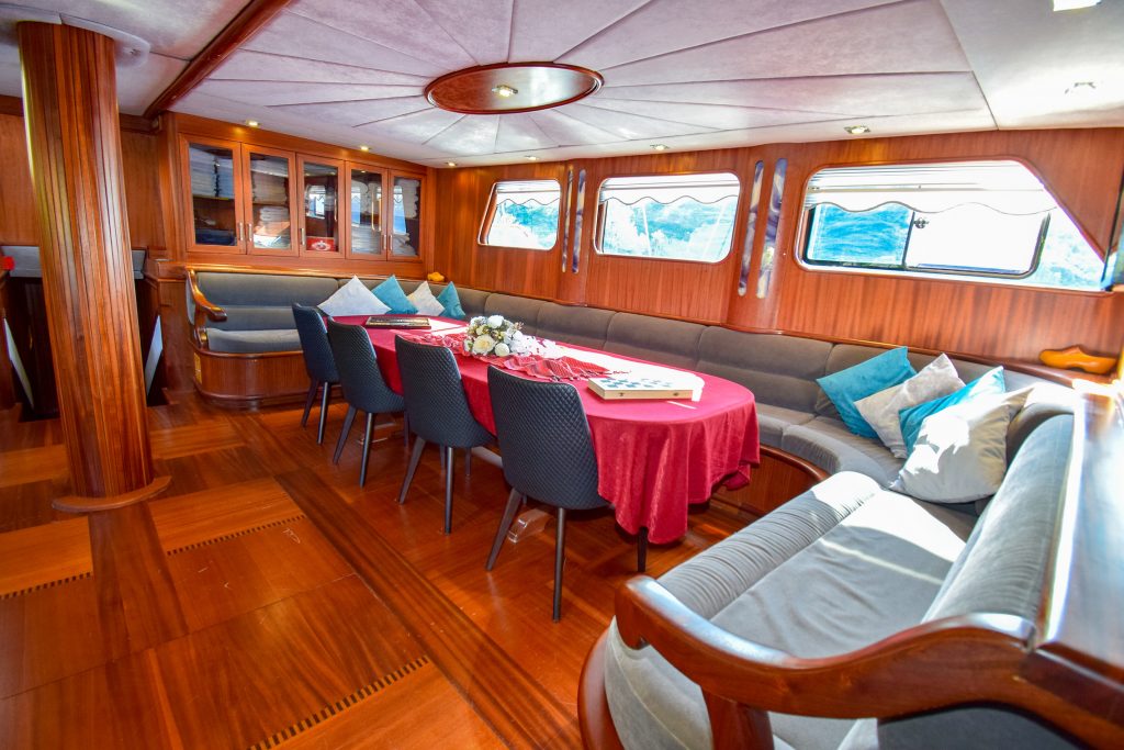 Yacht interior image