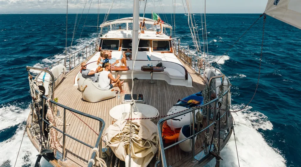 Yacht exterior image