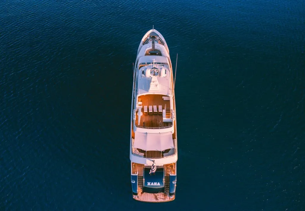 Yacht exterior image