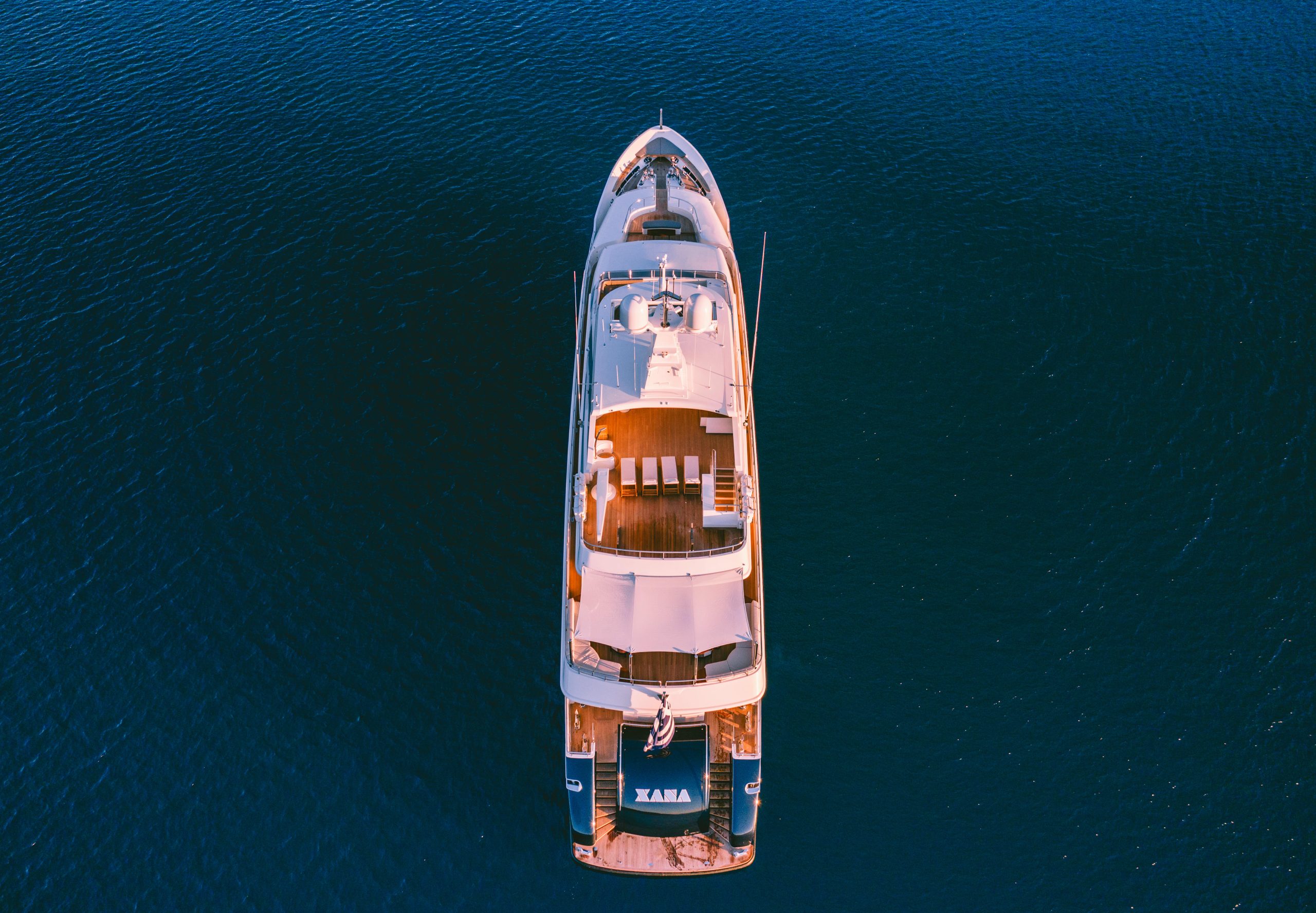 Yacht exterior image