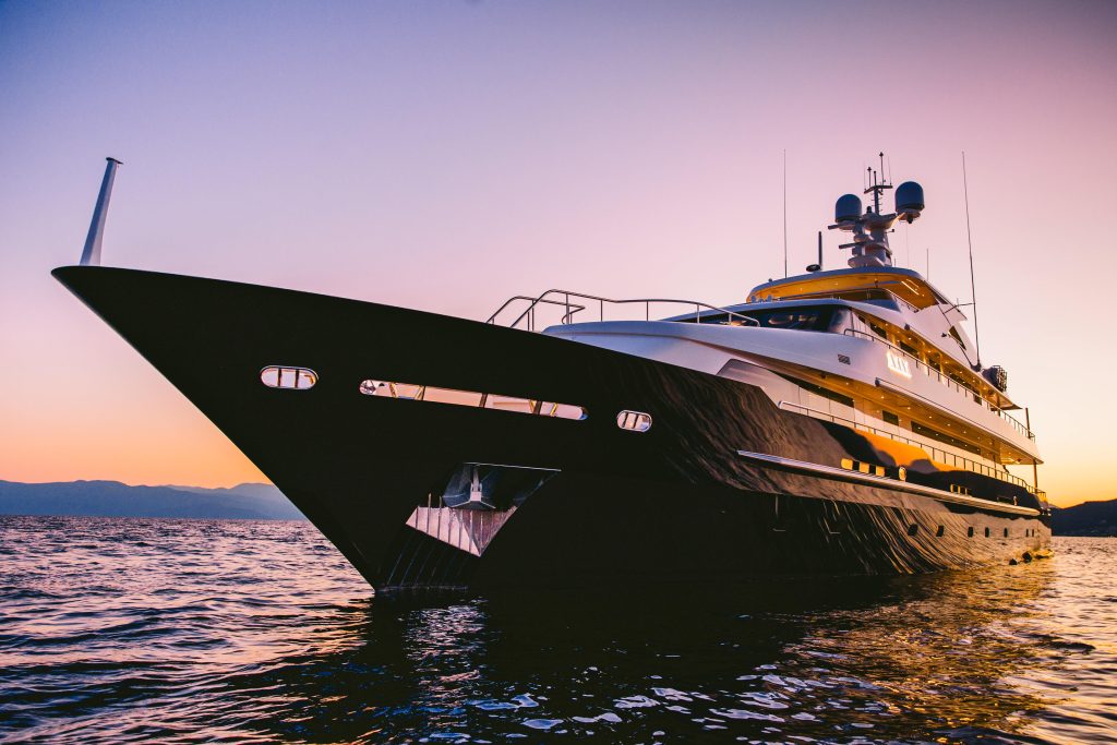 Yacht exterior image