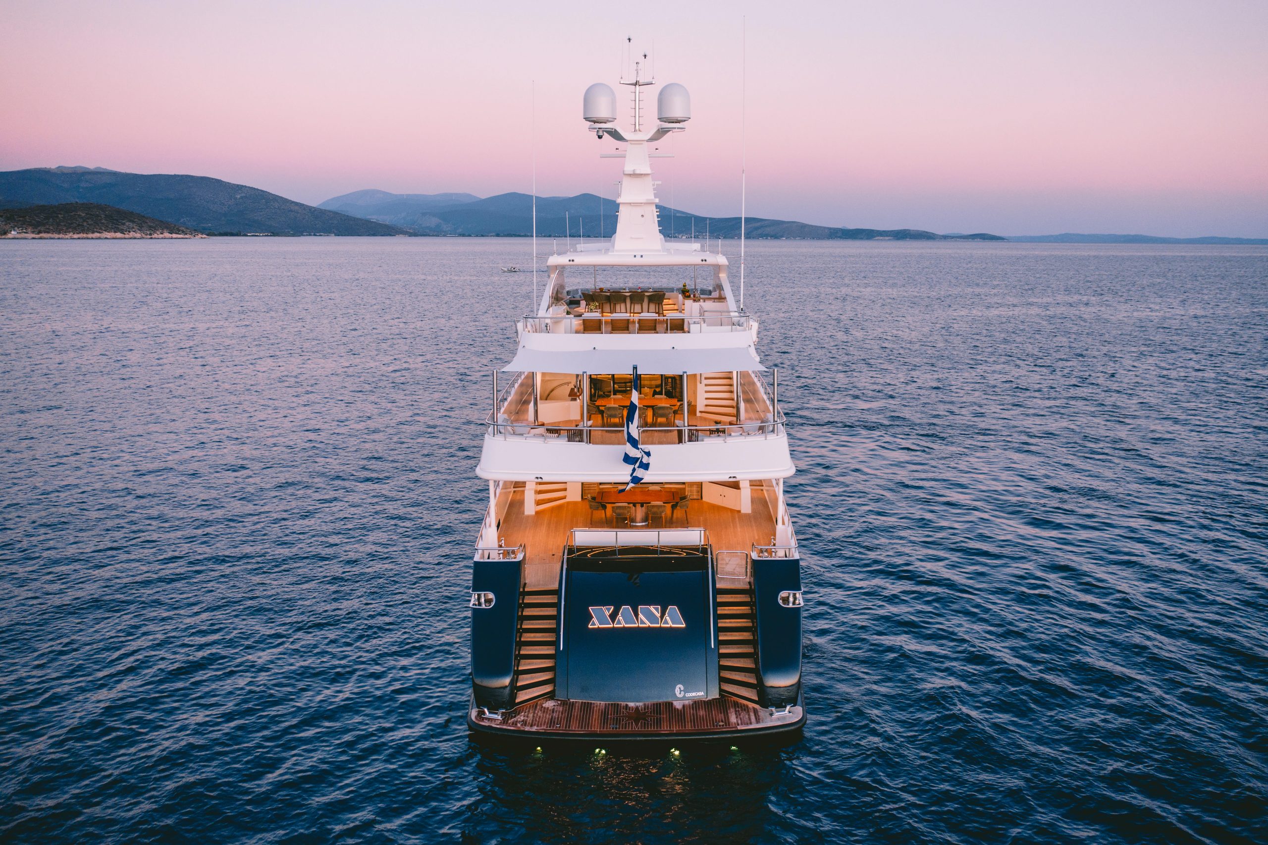 Yacht exterior image